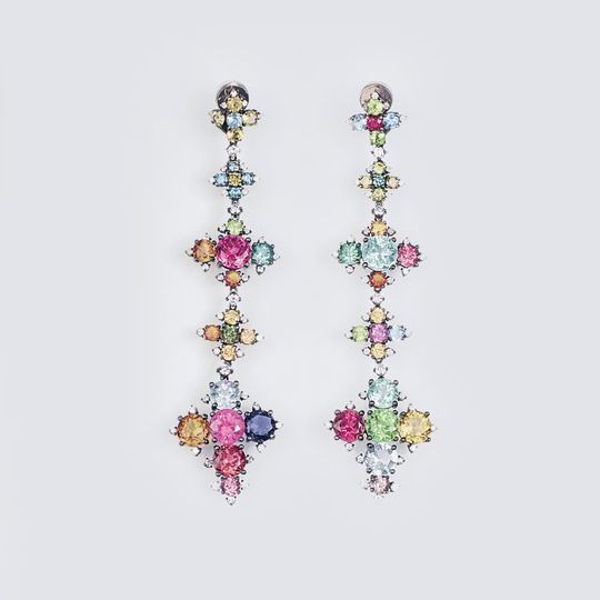 A Pair of extraordinary Precious Stone Earpendants