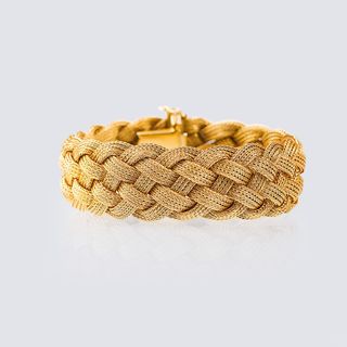 A Vintage Gold Bracelet