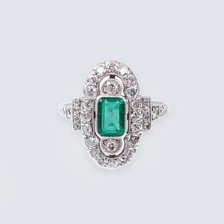 An Art-déco Emerald Diamond Ring