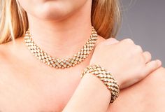 A Highcarat Diamond Necklace with matching bracelet - image 2