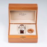 A Gold Gentlemen's Wristwatch 'Panorama Date - Moonphase' - image 3
