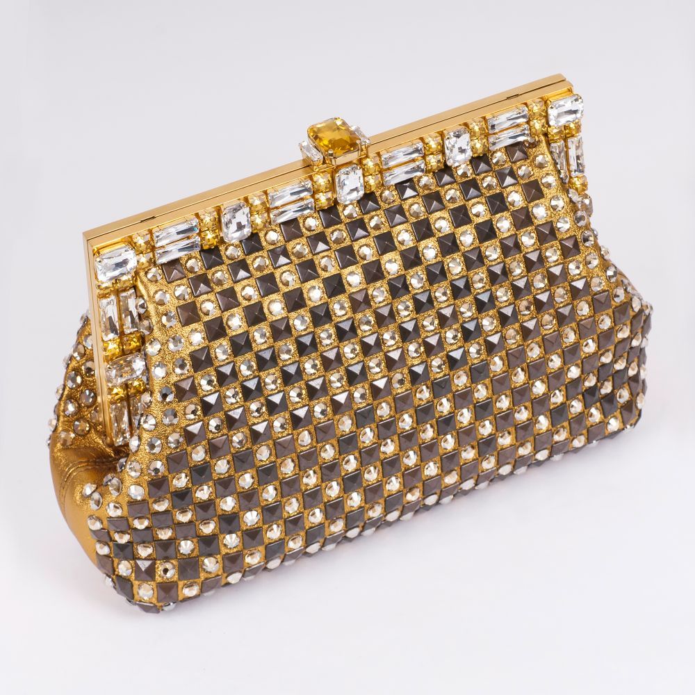 Clutch mit Swarovski-Kristallen und Nieten