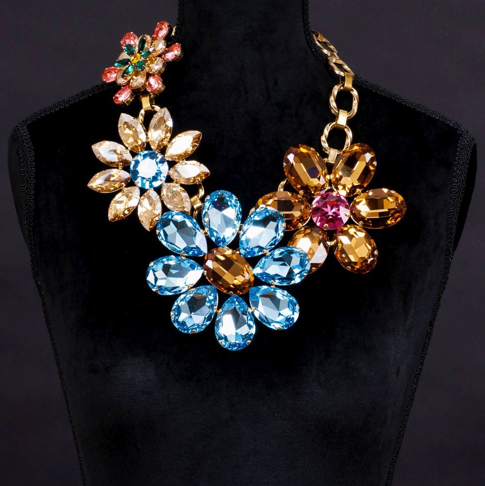 A Grande Swarovski Necklace 'Fiori - Luce e Colore'