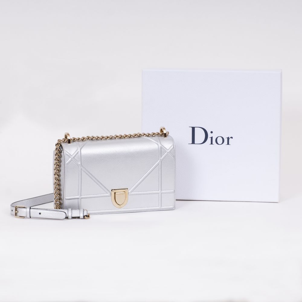 A Diorama Clutch in Matt Silver - image 2