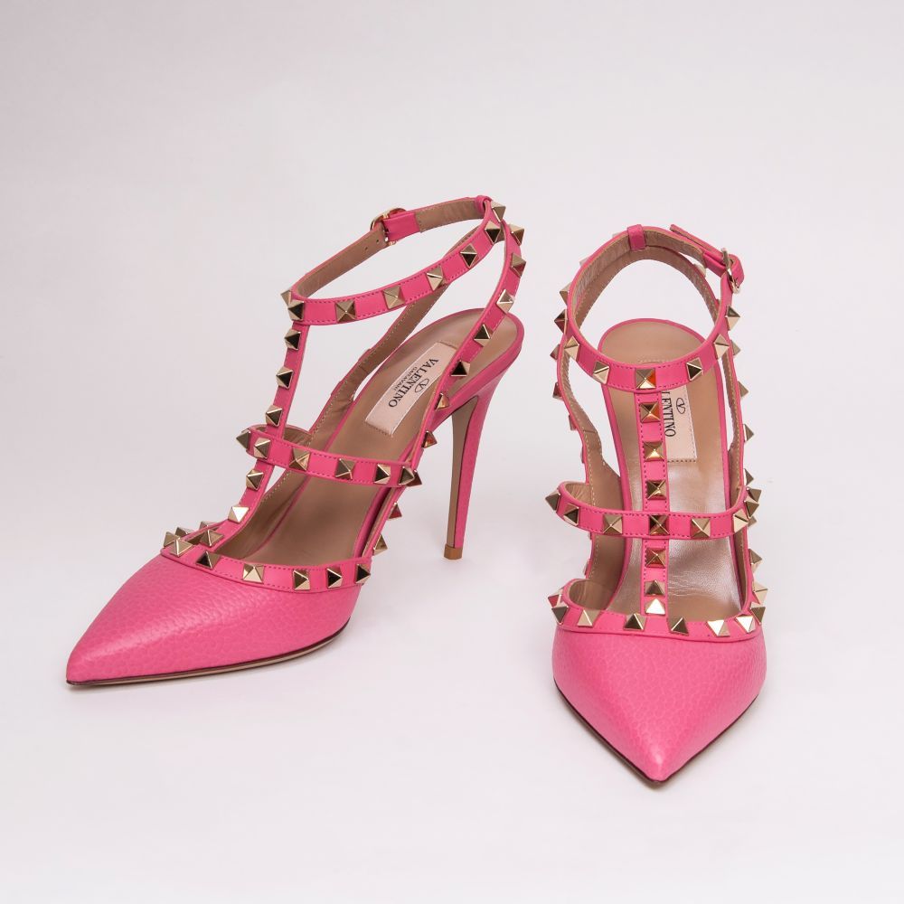 Valentino Garavani - A Pair of Highheels Rockstud Pink