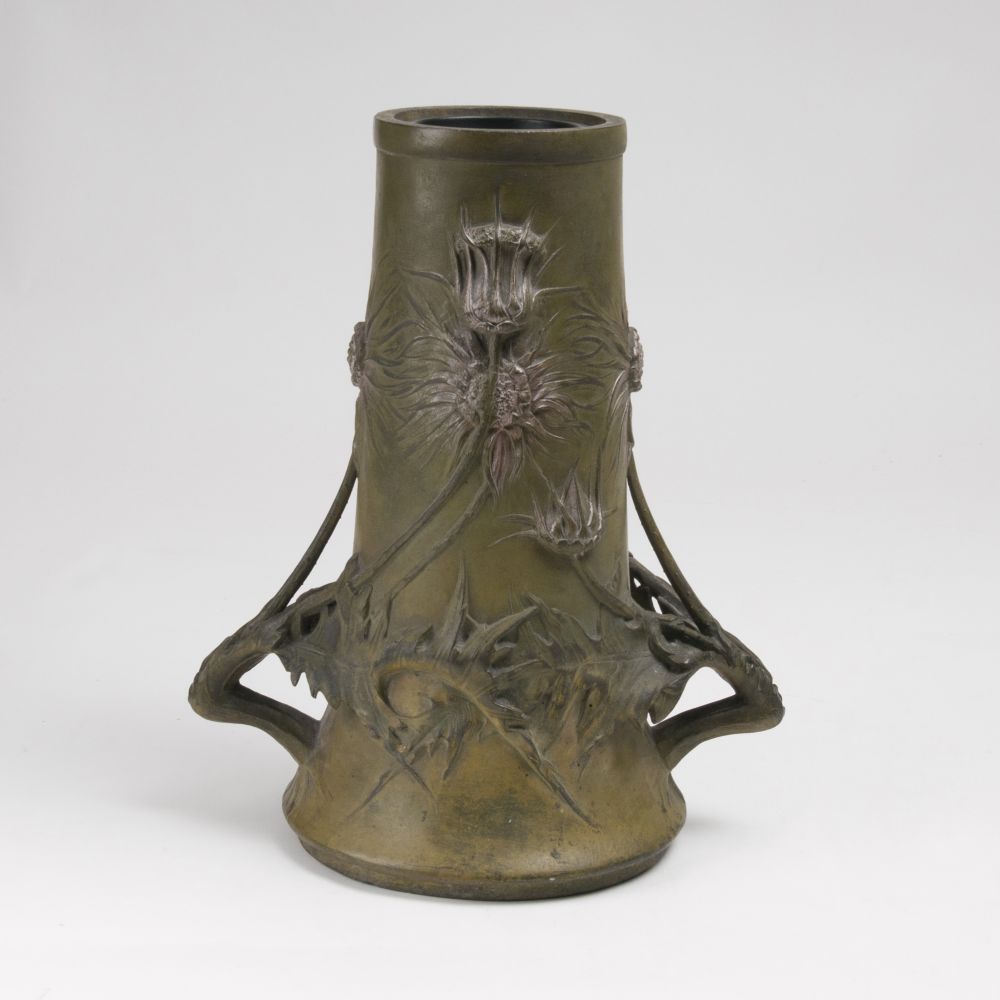 Jugendstil-Doppelhenkelvase mit Disteln - Bild 2