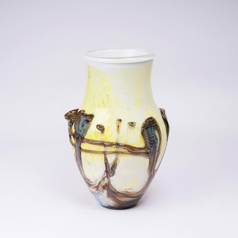 Jean-Claude Novaro - Vase mit floralen Fadenauflagen Vase mit floralen Fadenauflagen