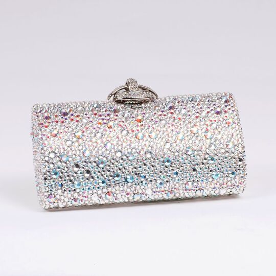 Tube Clutch mit Allover Swarovski-Kristallen