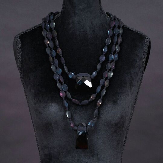 A Three-row Necklace