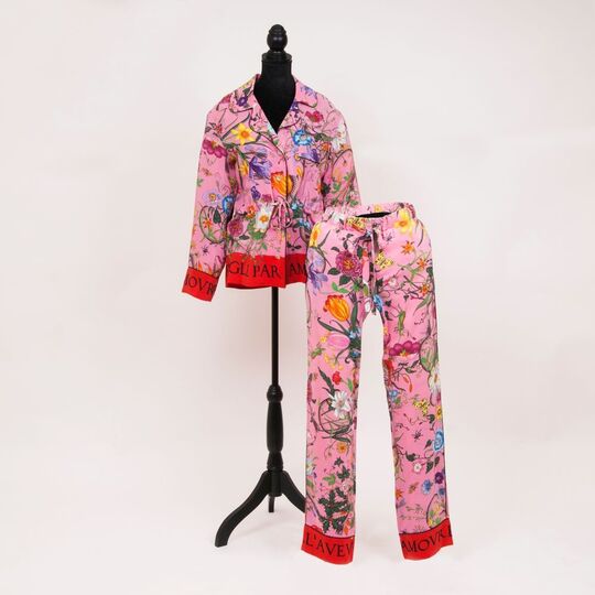 Floral Snake Pyjama-Style Hose und Shirt in Pink 'l’Aveugle par Amour'
