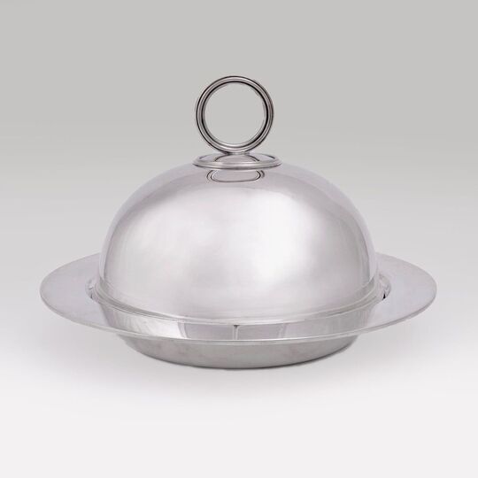 A round Victorian Tureen