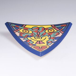 A Triangular Centerpiece 'No. 2 Spirit of Art - Series TriBeCa'