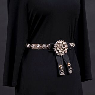 Dolce & Gabbana - Schmuck-Gürtel mit Swarovski-Kristallen 'Cintura Fiocco' Schmuck-Gürtel mit Swarovski-Kristallen 'Cintura Fiocco'