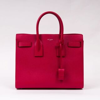 A Classic Sac de Jour Rouge