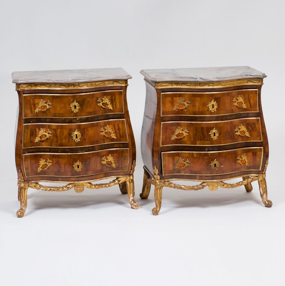 Mathias Ortmann, Umkreis - A rare Pair of Dansk Rococo Commodes A rare Pair of Dansk Rococo Commodes