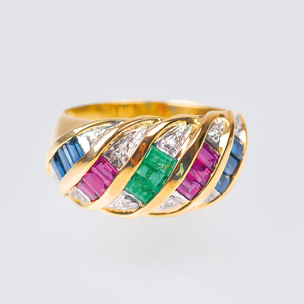 A Coloured Precious Stone Ring