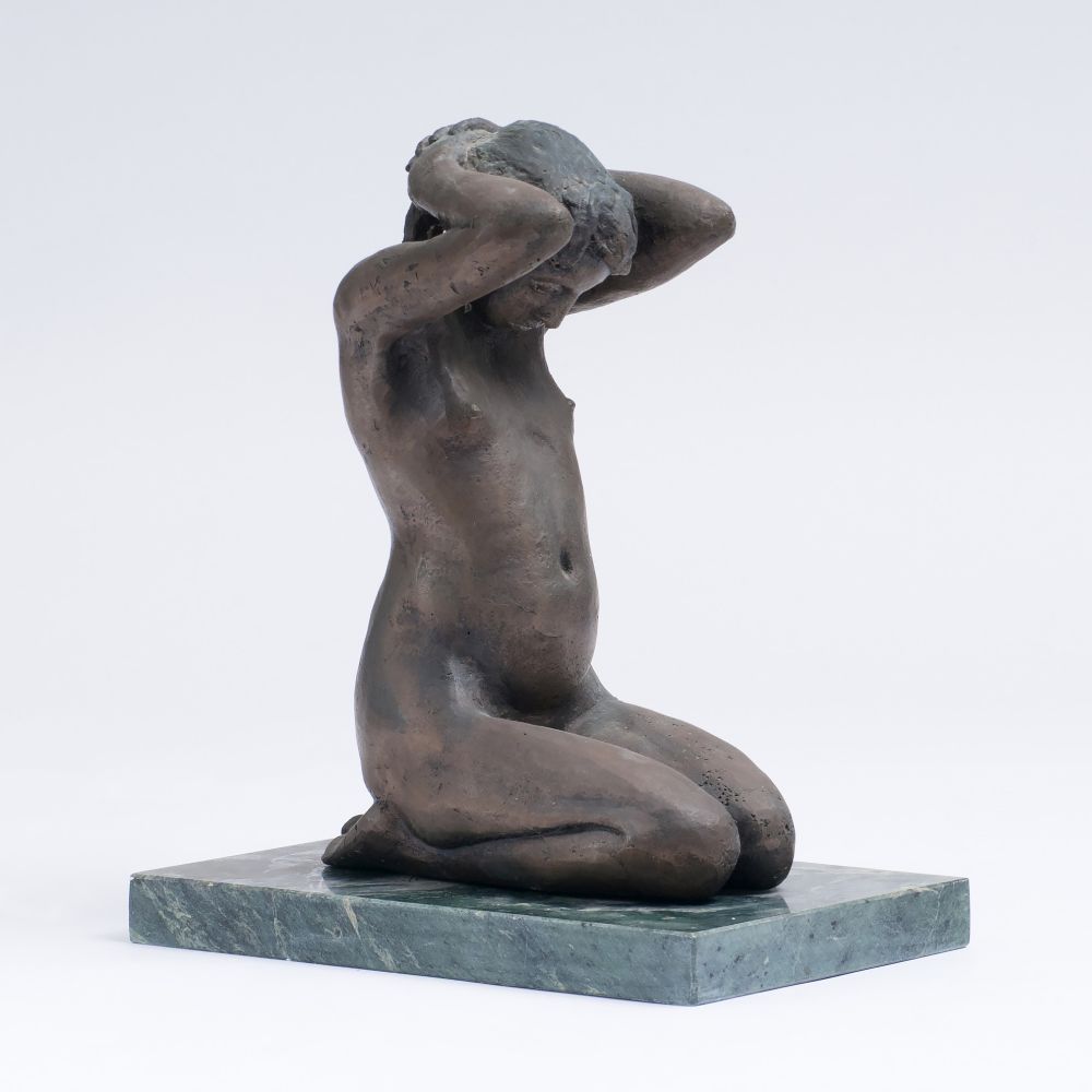 Kneeling Nude Girl 'Charlotte'