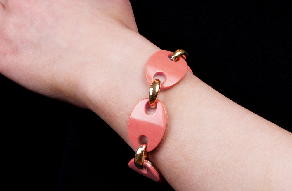 A Vintage Coral Gold Bracelet - image 2