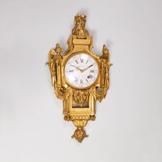 Große Louis-XVI-Carteluhr