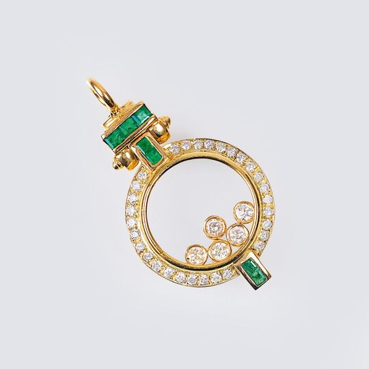 A Diamond Emerald Pendant