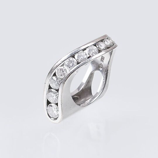 Brillant-Ring 'Welle'