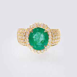 A Diamond emerald ring