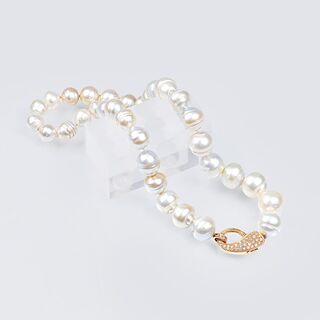 A Southsea Pearl Necklace with Diamond Clasp