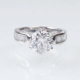 A Diamond Ring with a Solitaire Diamond - image 2