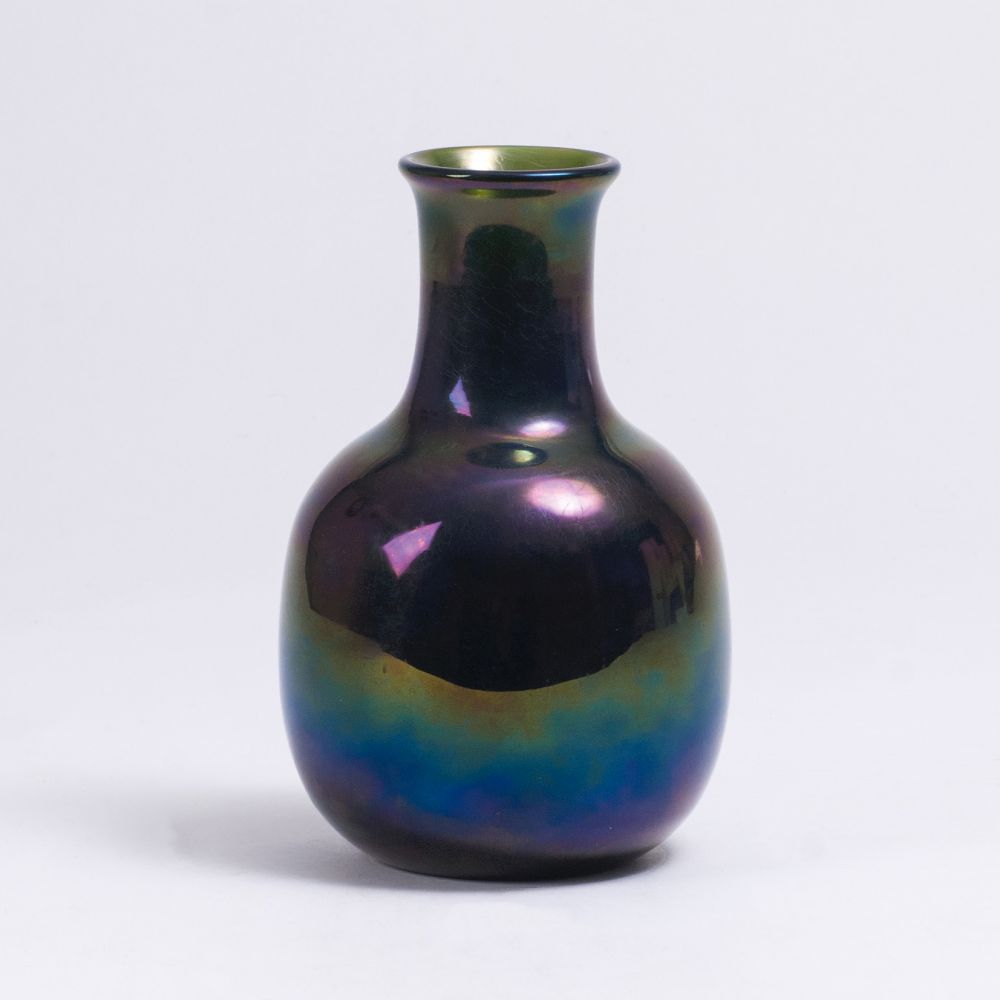 Carlo Scarpa - A 'Vaso cinese' for Venini A 'Vaso cinese' for Venini