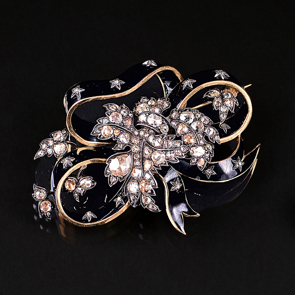 A Biedermeier Diamond Brooch