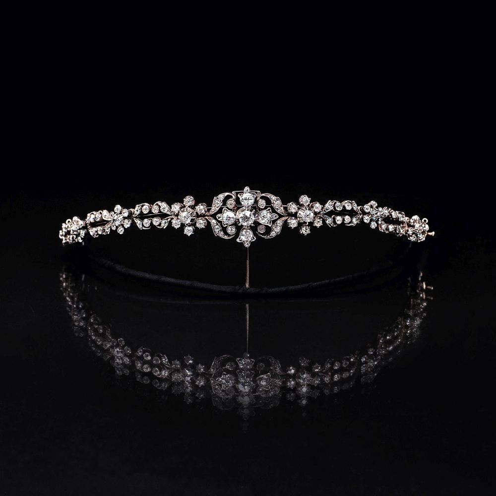 A Victorian Diamond Bracelet