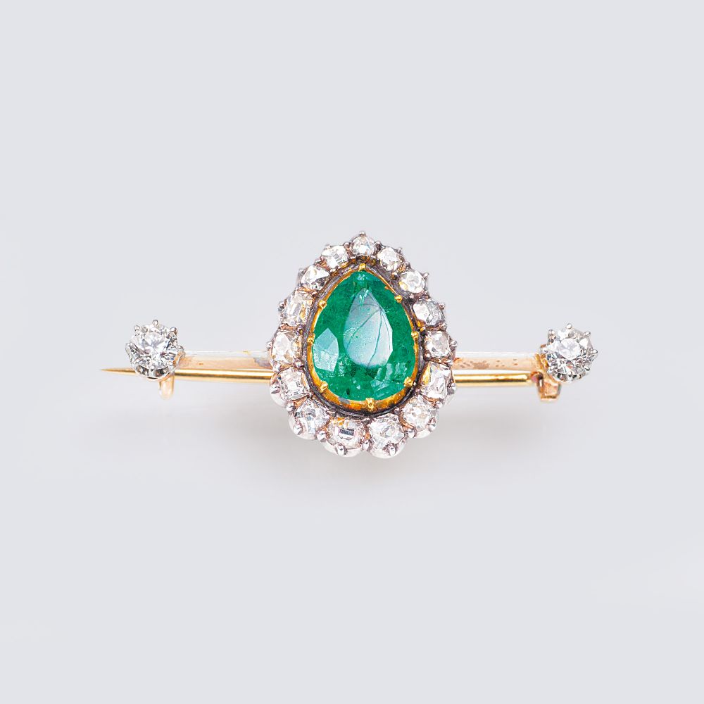 Juwelier Wilm - An antique Emerald Diamond Brooch An antique Emerald Diamond Brooch