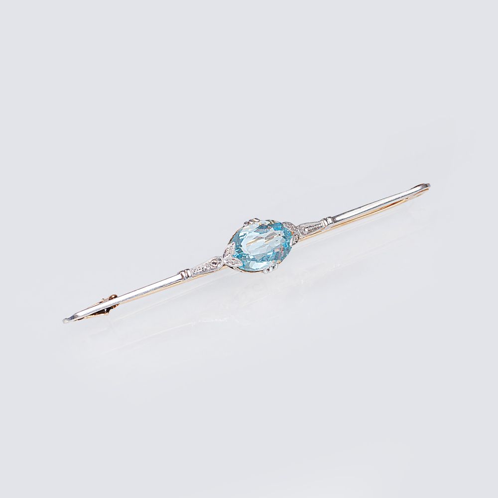 Jugendstil Stabbrosche mit Aquamarin Jugendstil Stabbrosche mit Aquamarin