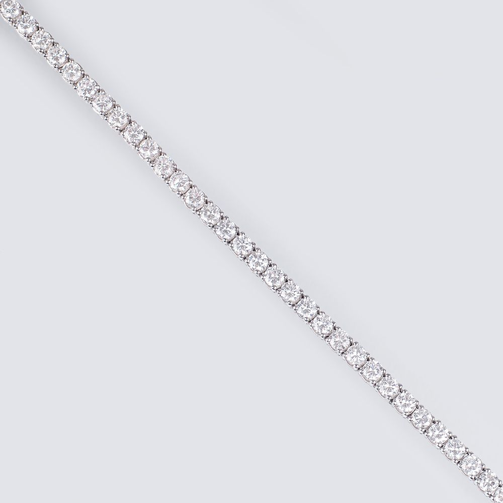 A White Diamond Tennis Bracelet