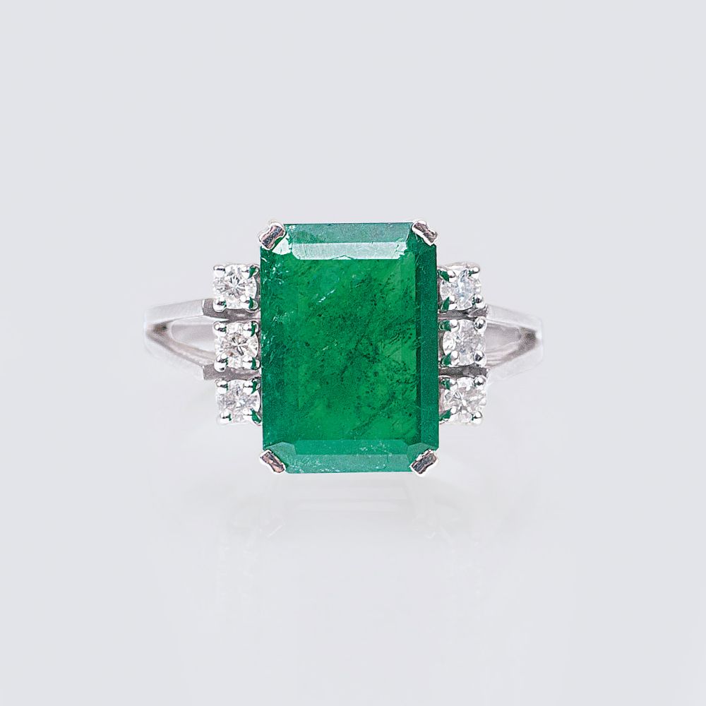 An Emerald Diamond Ring An Emerald Diamond Ring