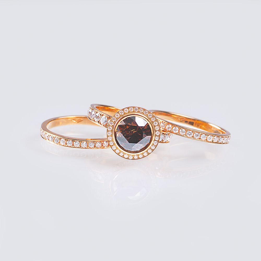 Fancy Diamant Solitär-Ring mit Brillanten - Bild 3