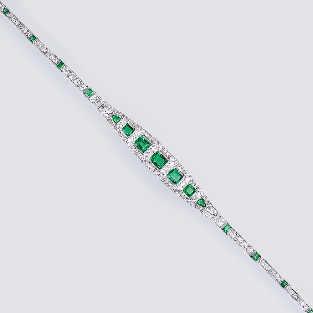 A highquality Art-déco Emerald Diamond Bracelet