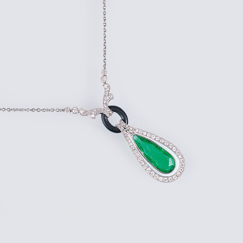Feines Art-déco Smaragd-Diamant-Collier Feines Art-déco Smaragd-Diamant-Collier