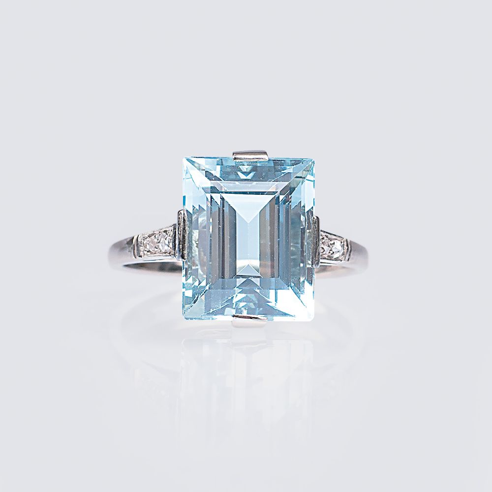 Art-déco Aquamarin-Ring mit Rosendiamanten Art-déco Aquamarin-Ring mit Rosendiamanten
