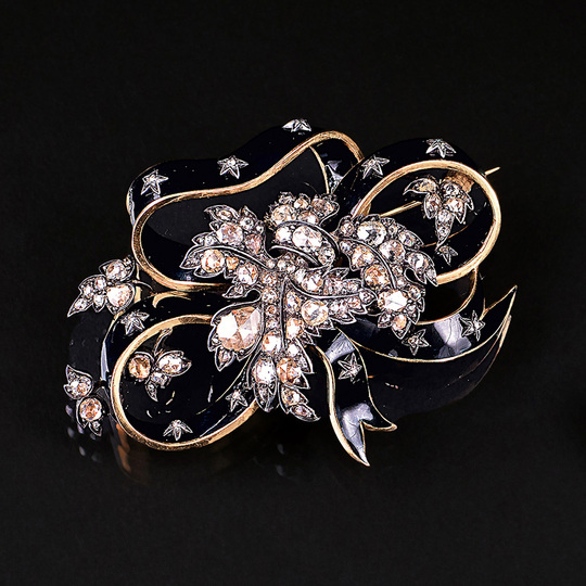 A Biedermeier Diamond Brooch