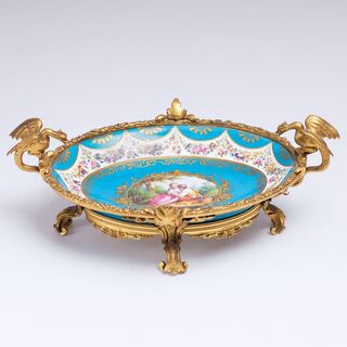 French Bowl with gallant scene