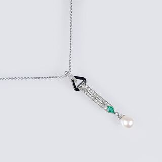 An Art-déco Emerald Diamond Pendant with Pearl