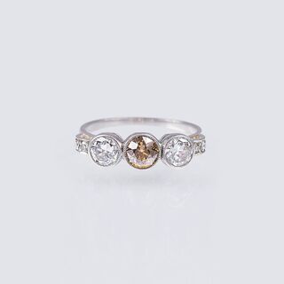 Jugendstil Diamant-Ring mit Fancy Diamant