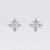 A Pair of Diamond Earstuds