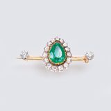 An antique Emerald Diamond Brooch - image 1