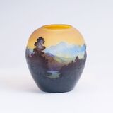 Runde Vase mit Gebirgslandschaft - Bild 1
