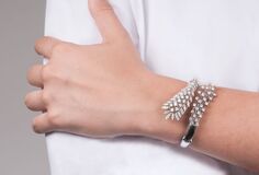 An extraordinary Diamond Bangle Bracelet - image 2