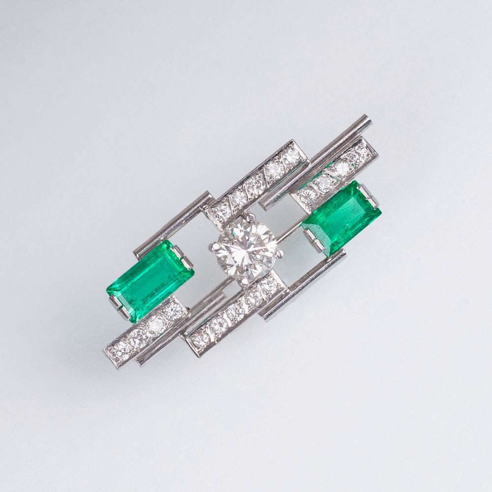 A Brooch with Emerald and Solitaire - image 2