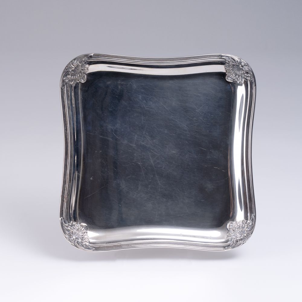 Koch & Bergfeld, gegr. 1829 in Bremen - A Tray with Shell-Relief A Tray with Shell-Relief