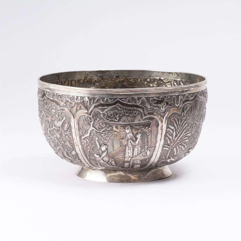 A Chinese Bowl With Figural Scenes - image 2
